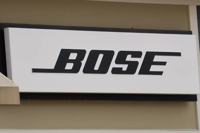 شركة Bose تقرر إغلاق متاجرها في الولايات المتحدة وأوروبا 