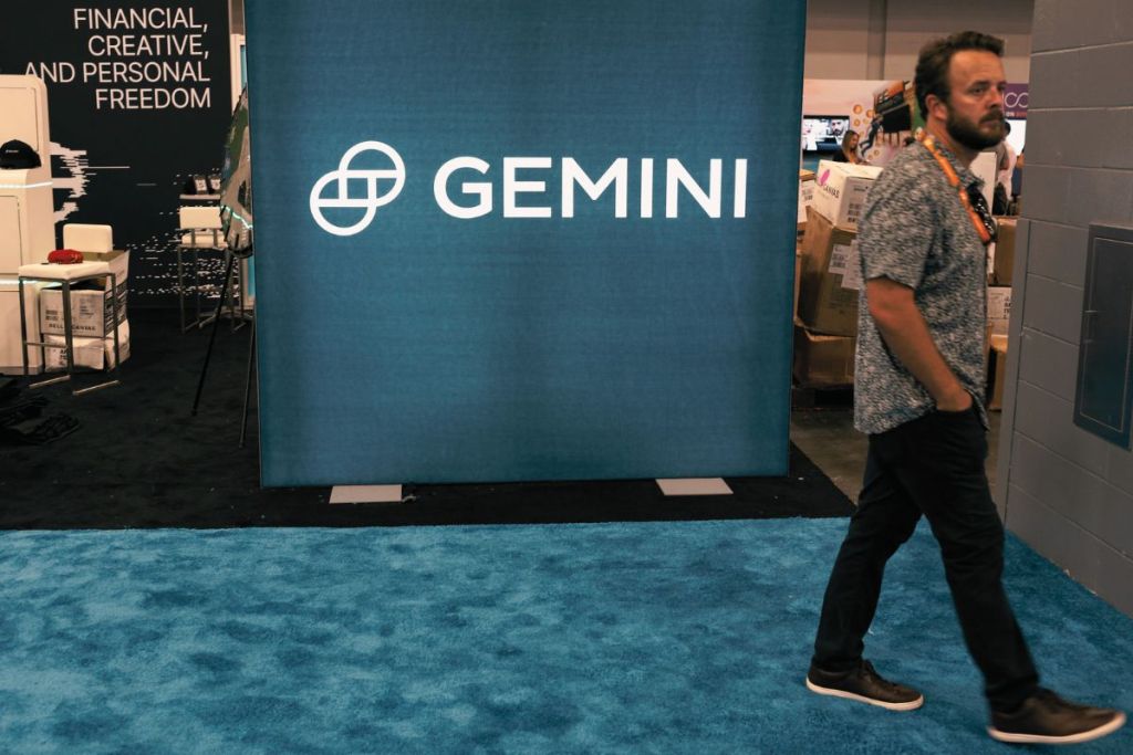 Gemini تعيد أموال عملاء برنامج الإقراض بعد توقف طويل